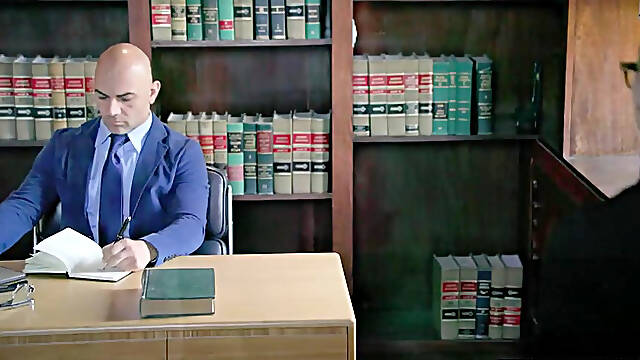 Curvy Secretary AJ APPLEGATE Punished By Her Boss