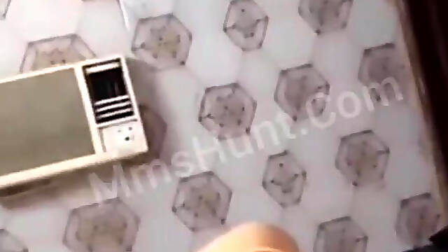 《Most Viral Punjabi Young Lover Fucking MMS》
