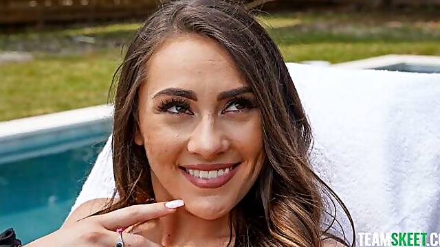 Tiny Neighbor Finally Gets It