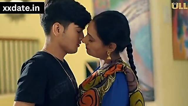 Rohit Ne Kaamwali Aunty Ke Sath Kiya Sex_1. - Skinny Indian Girl