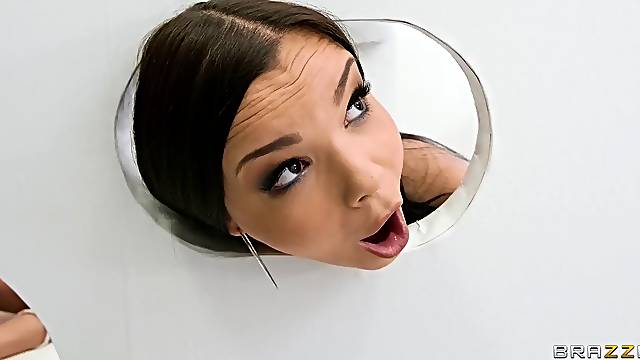 Sofia Lee and Josephine Jackson licking like theres no tomorrow