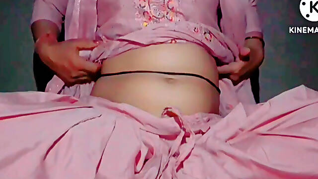 Beautiful Hot Punjabi Hot Sexy Girl Holding Her Boobs and Rubbing Hot Pinky Pussy Is Caressing Us a Lot of Masturbate Ke Jab Tho