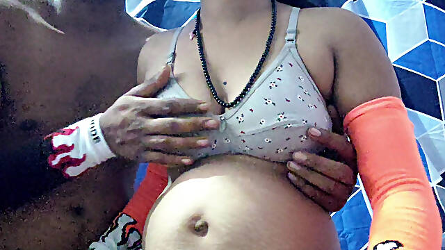 Indian Couple Boobs Suck Desi Indian Couple Homemade Romance Real Couple Homemade Amateur HD Video